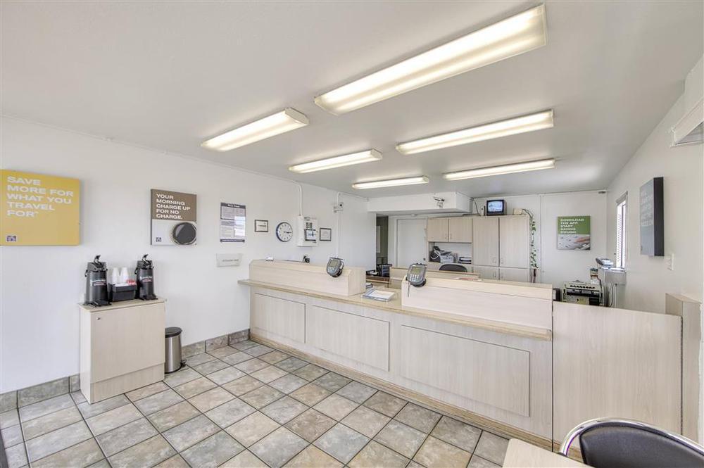 Motel 6-Euless, Tx - Dallas Интериор снимка
